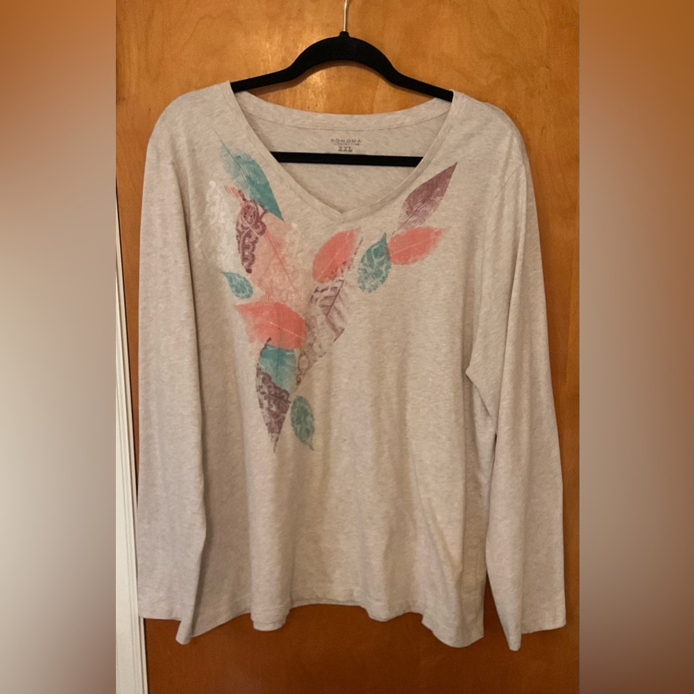 Women’s SONOMA Long Sleeve Vneck Tshirt  Size  XXL Beautiful Colored Leaves